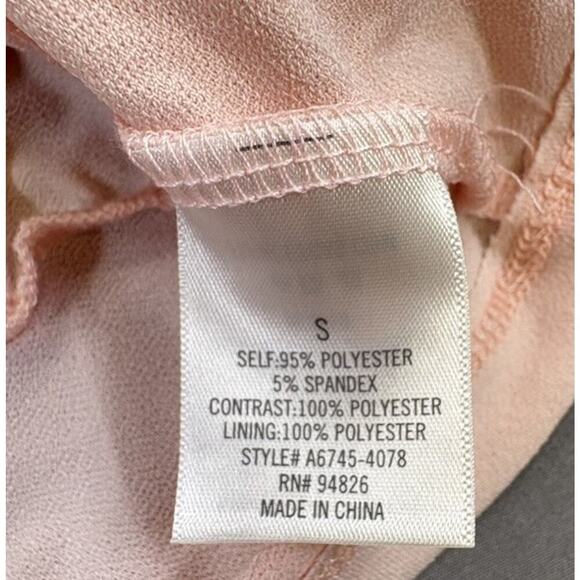 Francesca’s MI AMI Blush Crochet Puff Sleeve Tie Back Blouse Women’s SZ SM NWT - Picture 8 of 9